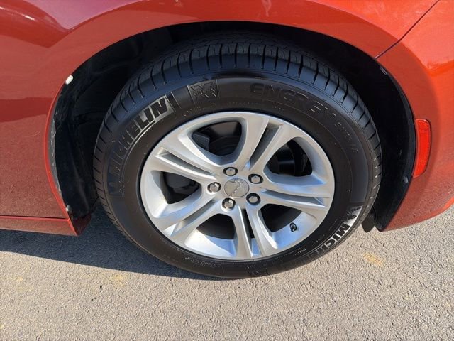 Used 2020 Dodge Charger SXT w/ Blacktop Package image 6