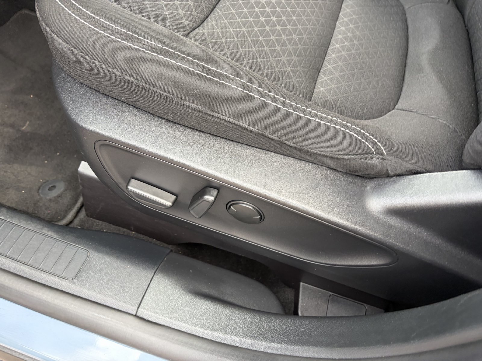Certified 2024 Ford Escape Active FWD image 26