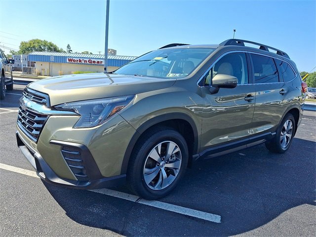 Used 2023 Subaru Ascent Premium w/ Convenience Package image 6