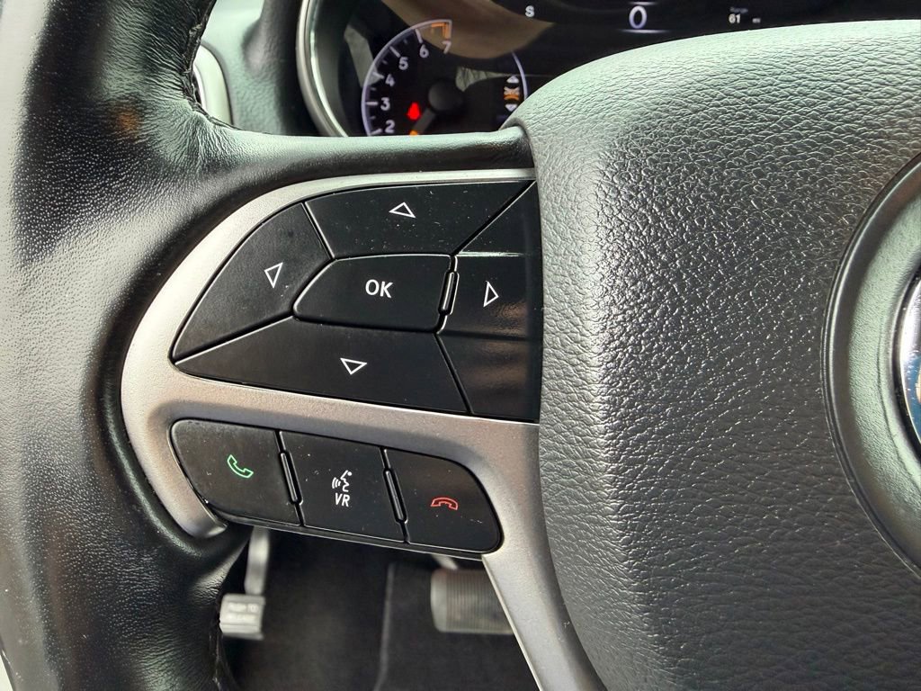 Used 2021 Jeep Grand Cherokee Laredo X image 8