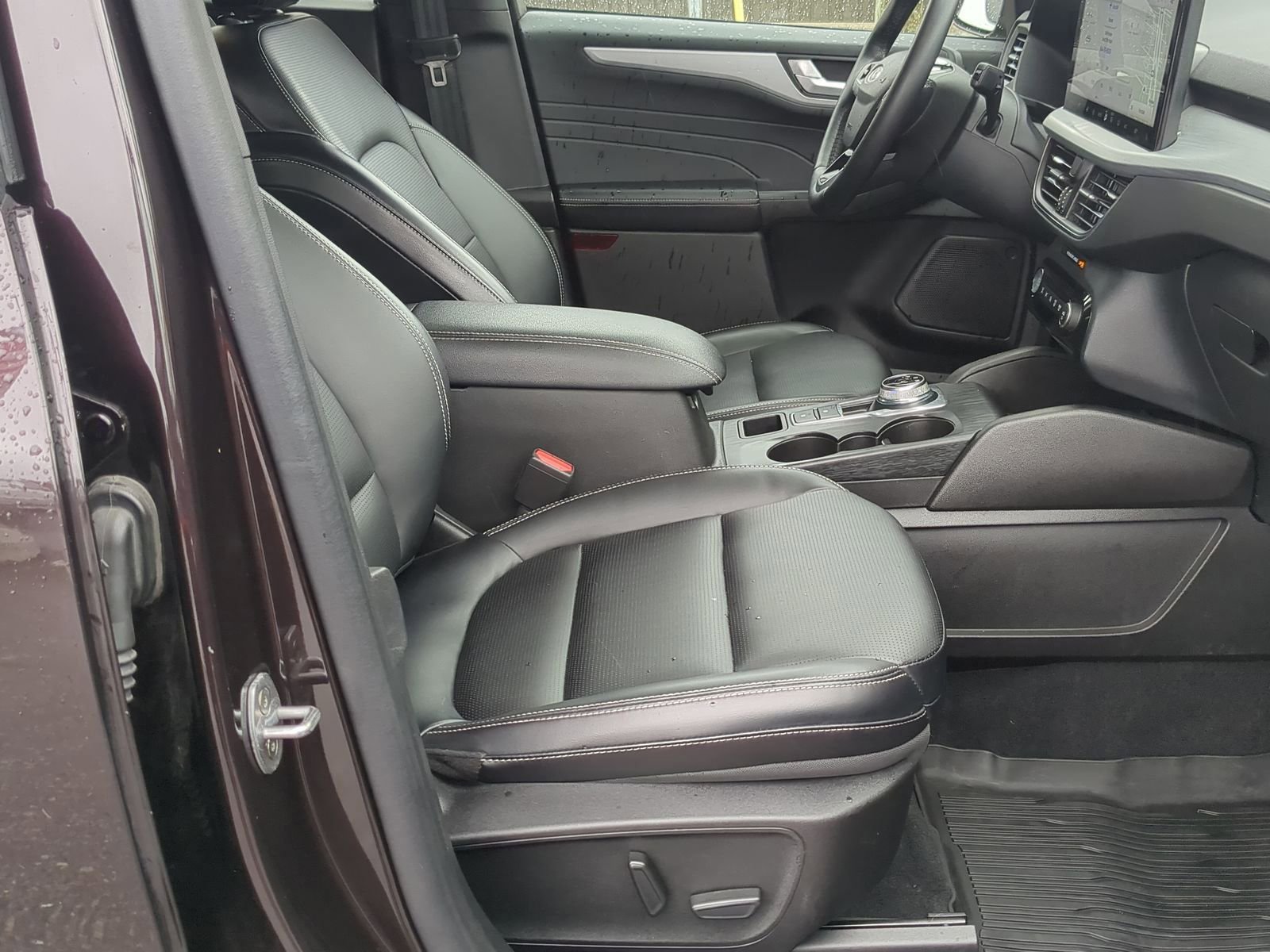 Certified 2023 Ford Escape Platinum image 25