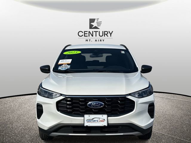 Certified 2025 Ford Escape ST-Line w/ Tech Pack #1 image 6