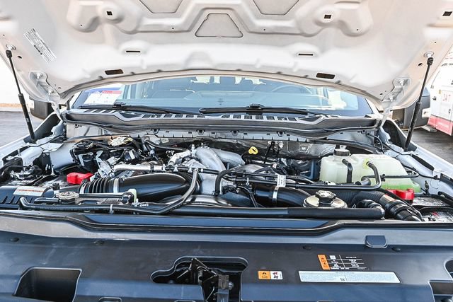 Certified 2024 Ford F350 Lariat w/ FX4 Off-Road Package AWD/4WD image 32