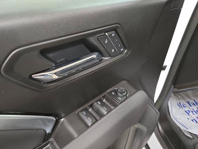 Used 2025 Chevrolet Colorado Z71 w/ Technology Package AWD/4WD image 29