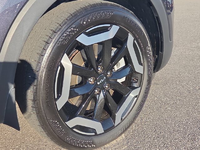 Used 2025 Kia Telluride S FWD image 33