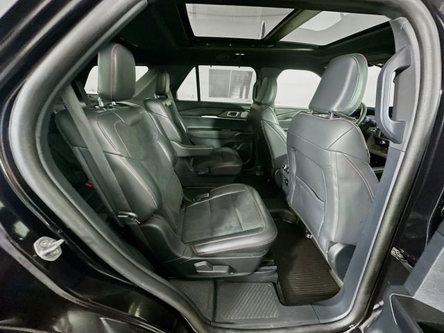 Certified 2025 Ford Explorer ST AWD/4WD image 36