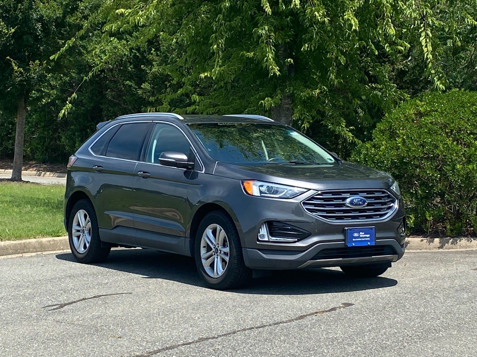 Certified 2019 Ford Edge SEL w/ Equipment Group 201A AWD/4WD image 2