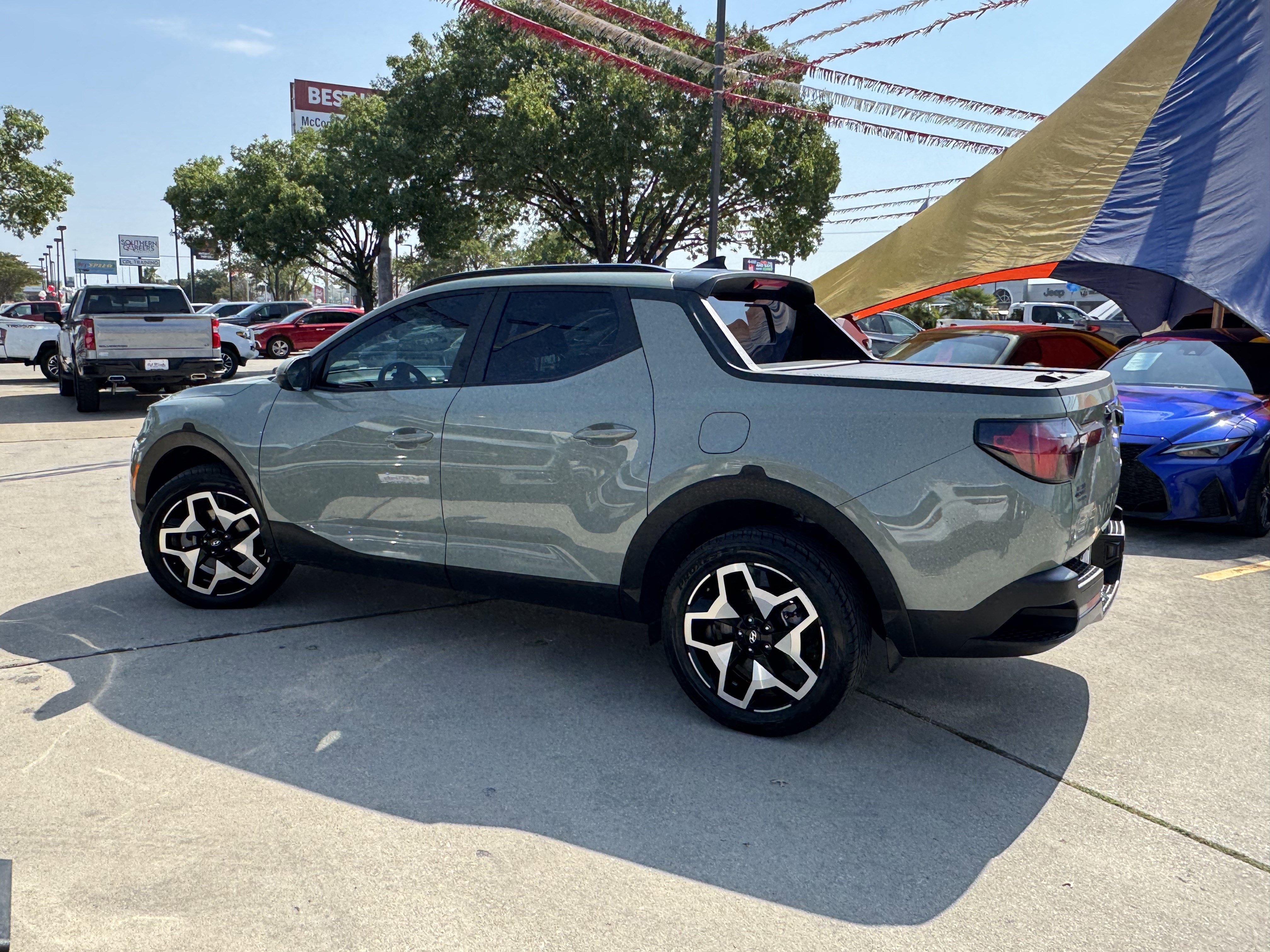 Used 2024 Hyundai Santa Cruz Limited image 6