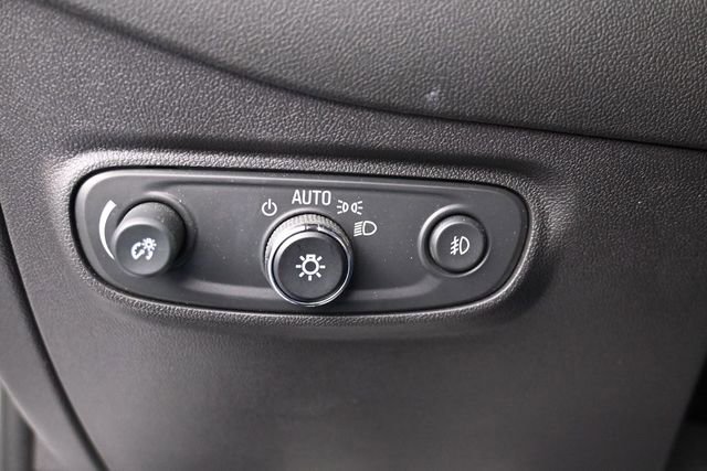 Used 2024 Chevrolet Equinox Premier FWD image 23