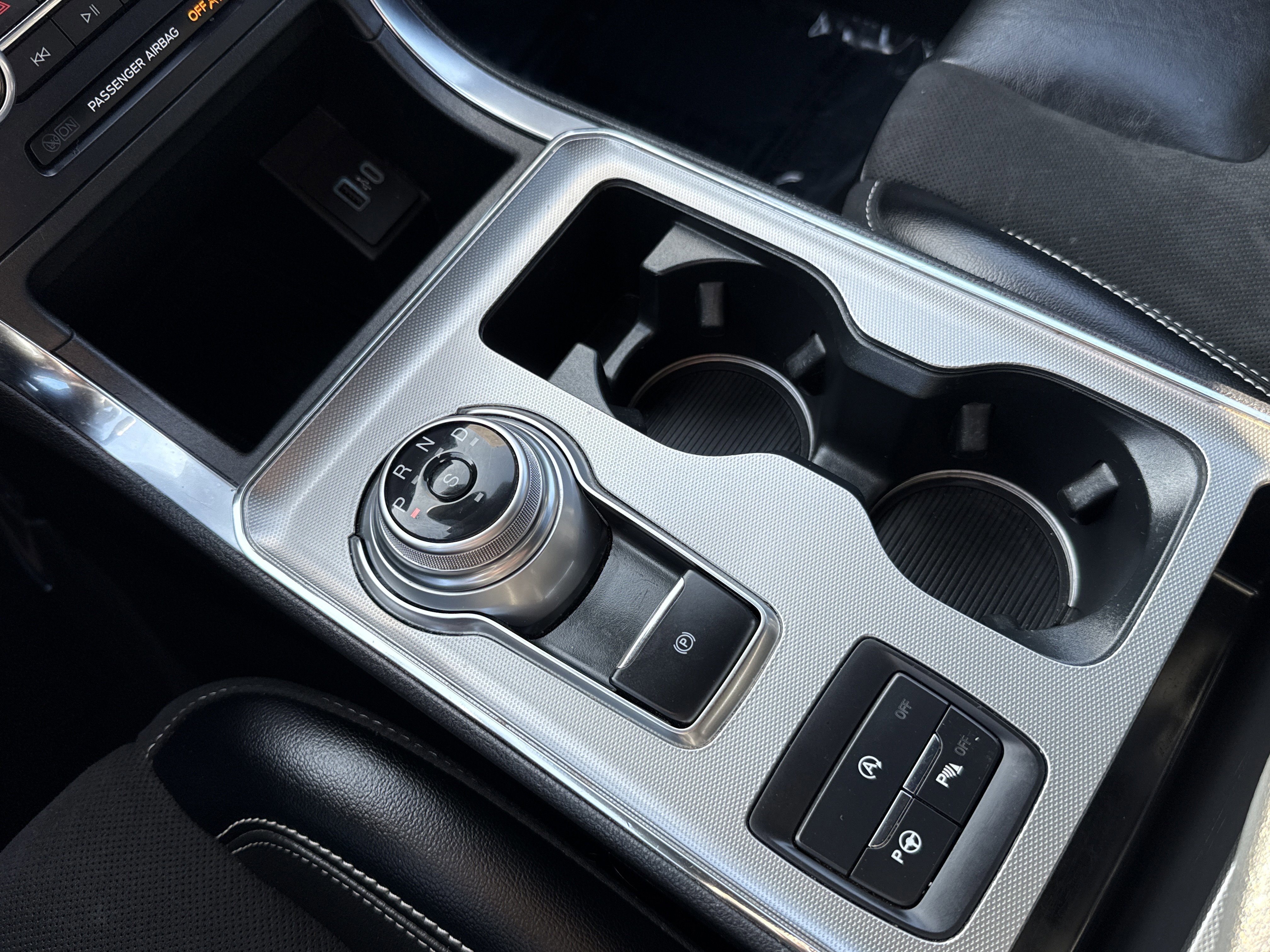 Certified 2022 Ford Edge ST w/ Equipment Group 401A image 24