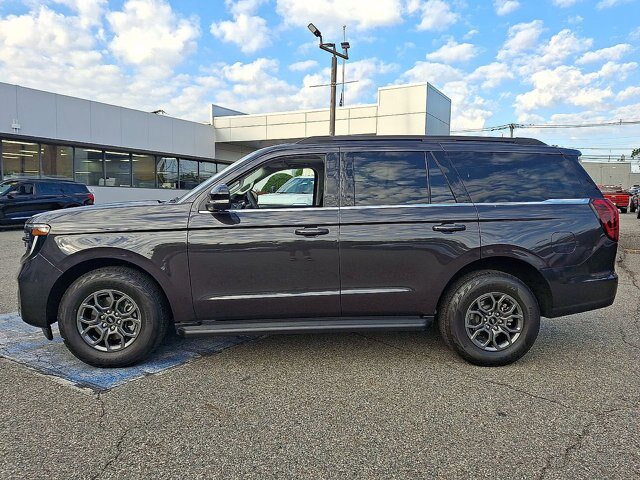 Certified 2026 Ford Expedition Active AWD/4WD image 5