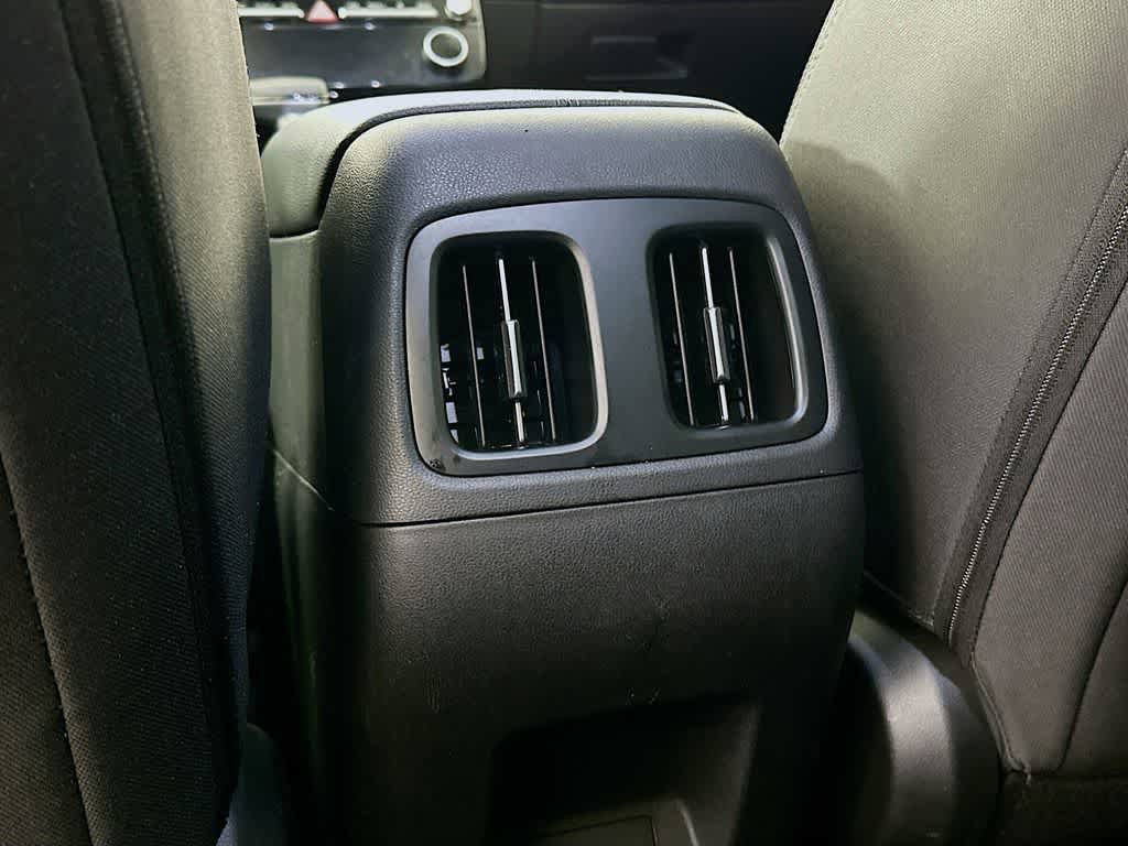 Used 2025 Hyundai Tucson SEL FWD image 16