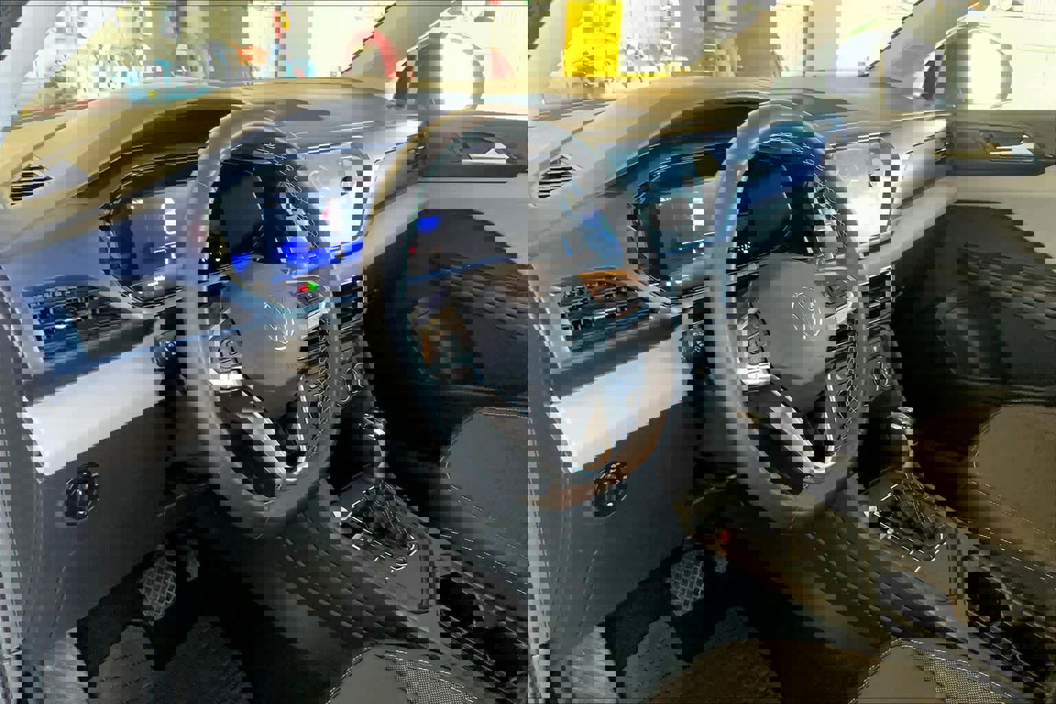 Used 2022 Volkswagen Taos SE image 16