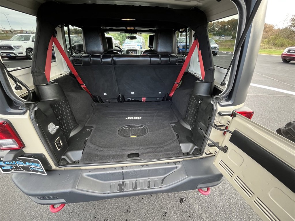 Used 2017 Jeep Wrangler Unlimited Rubicon image 26
