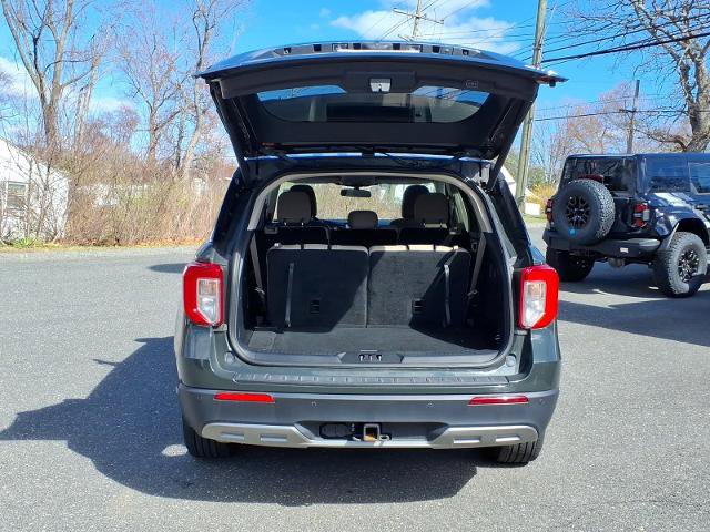 Certified 2023 Ford Explorer XLT w/ Equipment Group 202A AWD/4WD image 10