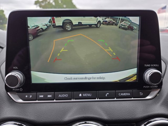 Used 2025 Nissan Sentra SV FWD image 23