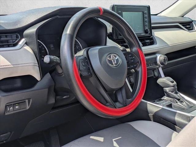 Used 2021 Toyota RAV4 XLE image 10