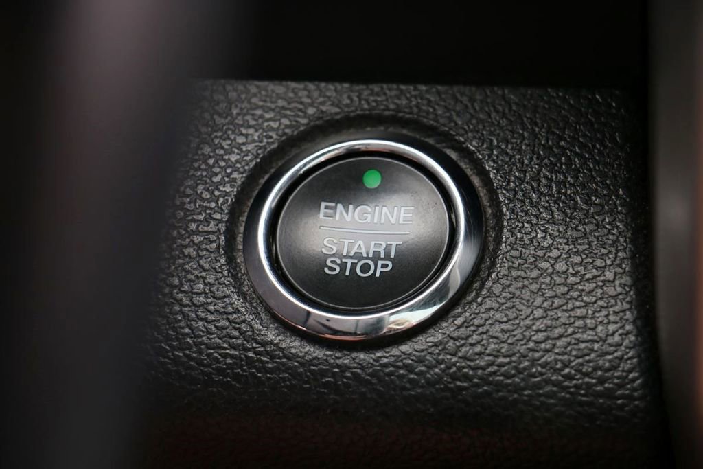 Certified 2018 Ford F150 Platinum w/ Equipment Group 701A Luxury image 20