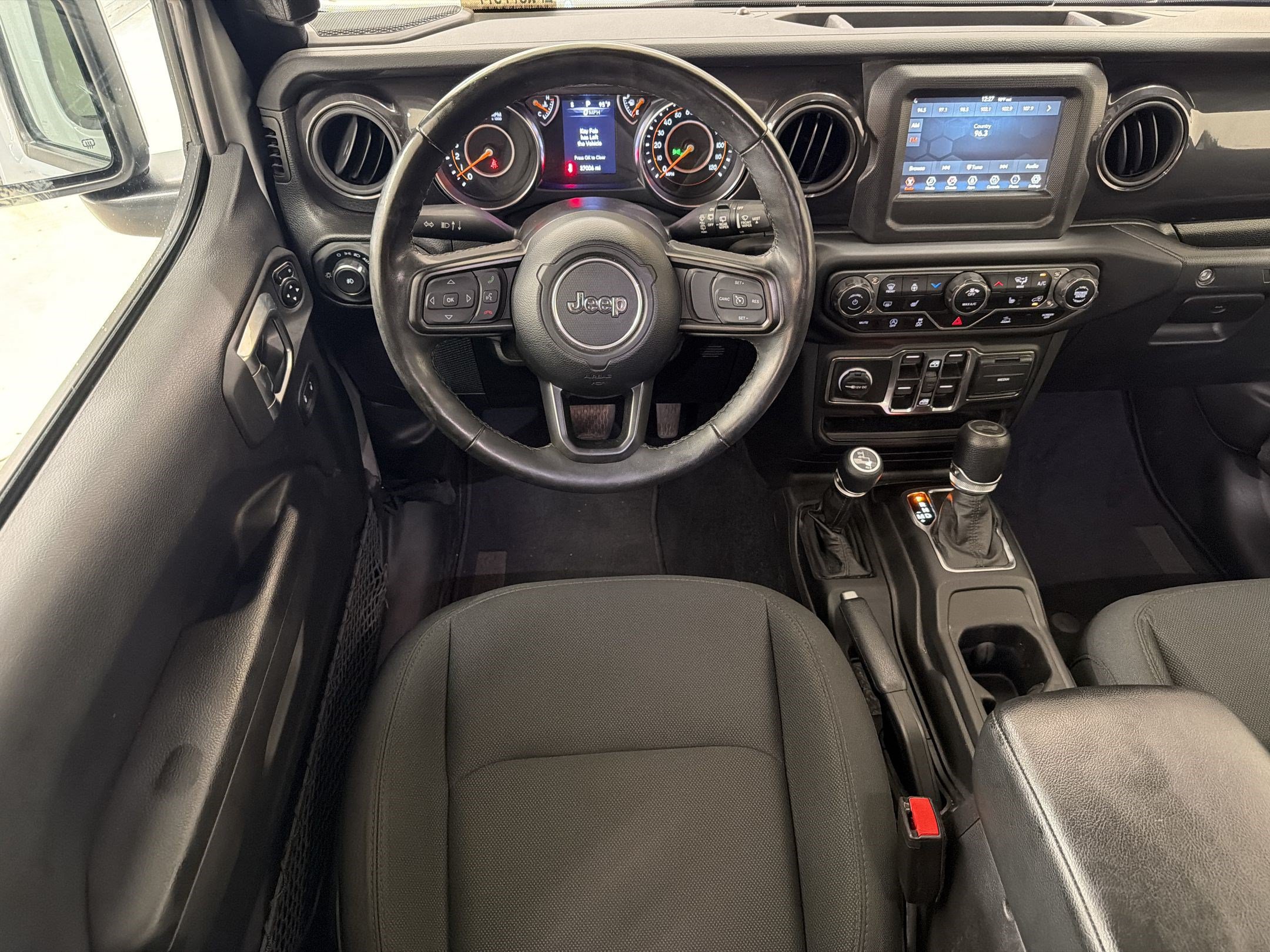 Used 2023 Jeep Wrangler Unlimited Sport AWD/4WD image 28