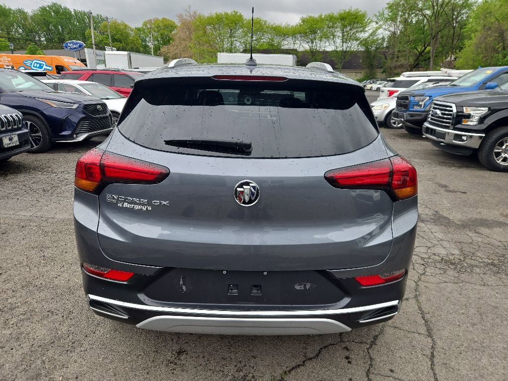 Used 2022 Buick Encore GX Essence w/ Experience Buick Package AWD/4WD image 41