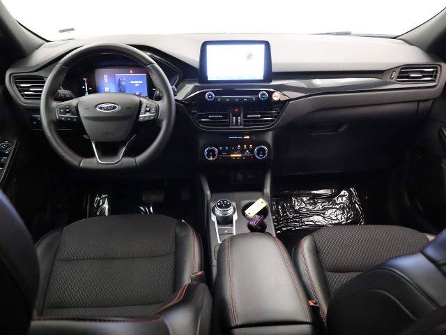Certified 2025 Ford Escape ST-Line Select AWD/4WD image 16