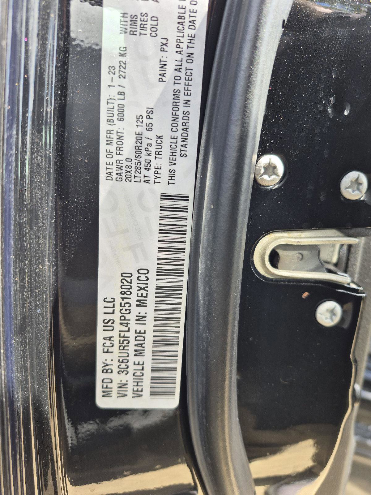 Used 2023 RAM 2500 Laramie w/ Night Edition AWD/4WD image 4