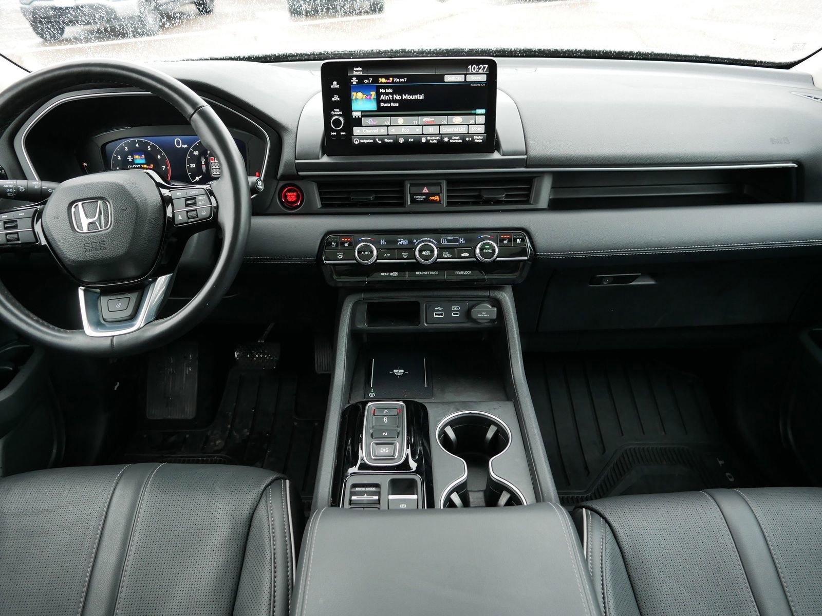 Used 2025 Honda Pilot Elite image 21