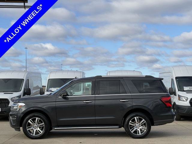 Certified 2023 Ford Expedition Limited image 3