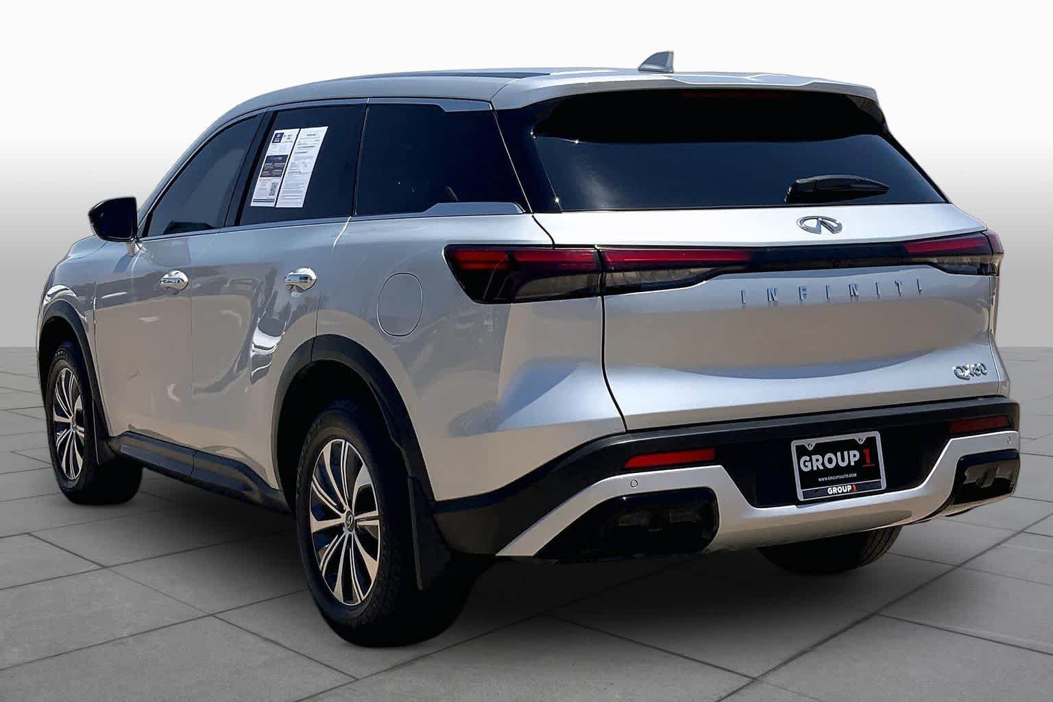 Used 2023 INFINITI QX60 Pure FWD image 12