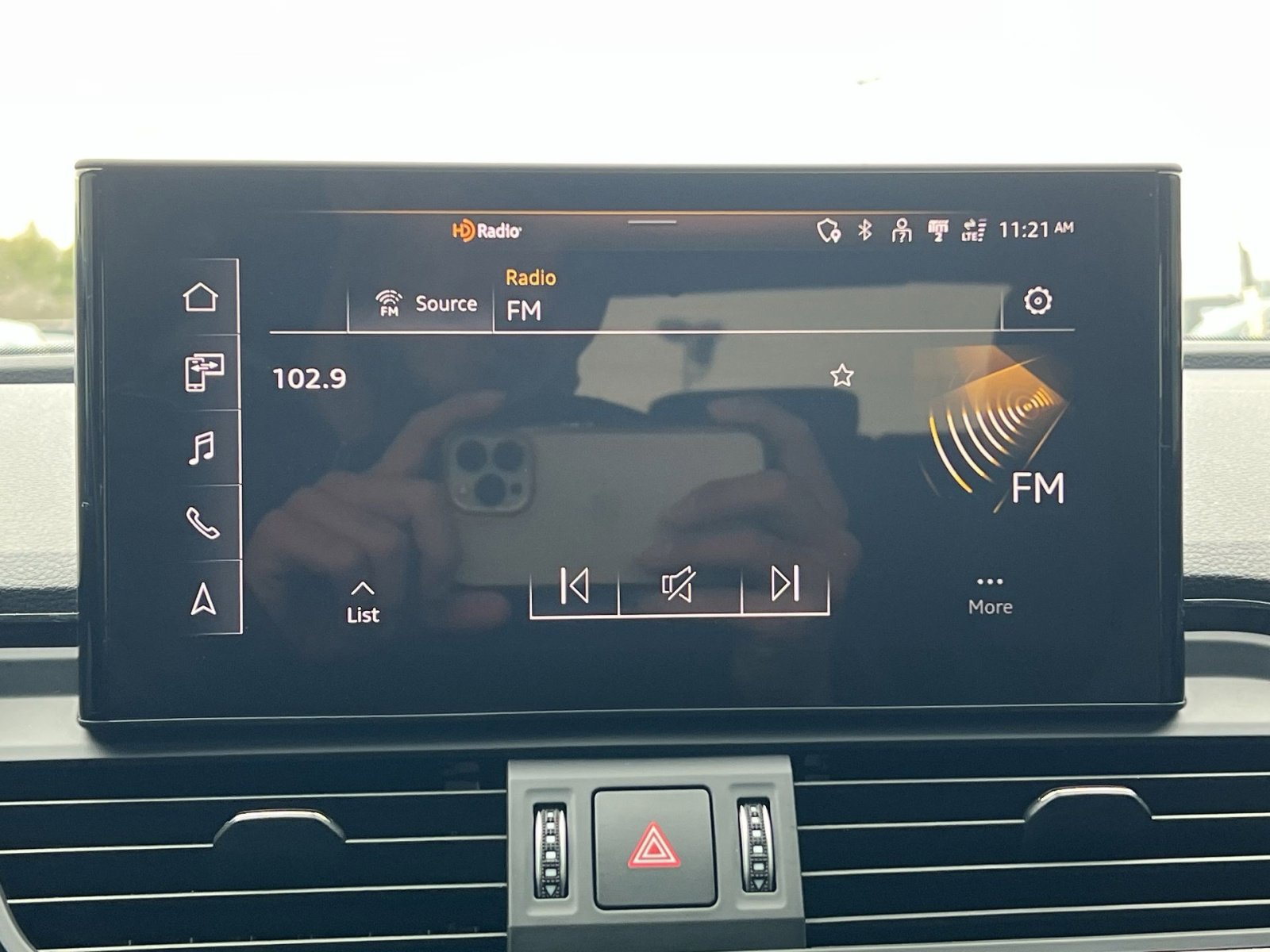 Used 2023 Audi SQ5 Premium Plus w/ Premium Plus Package image 18