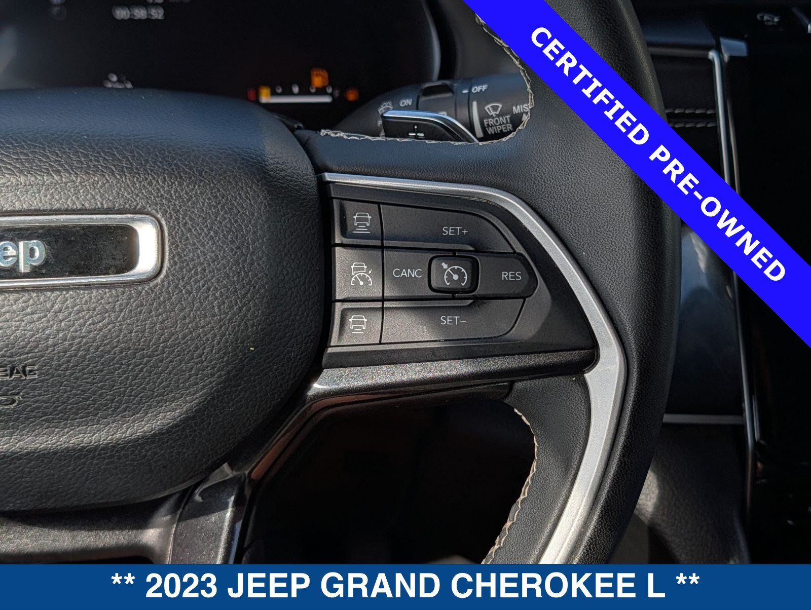 Used 2023 Jeep Grand Cherokee L Laredo w/ Trailer Tow Group (B) AWD/4WD image 28