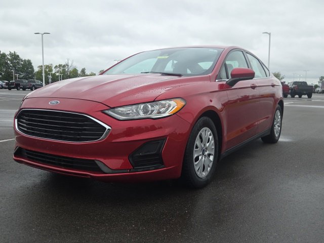 Certified 2020 Ford Fusion S FWD image 2