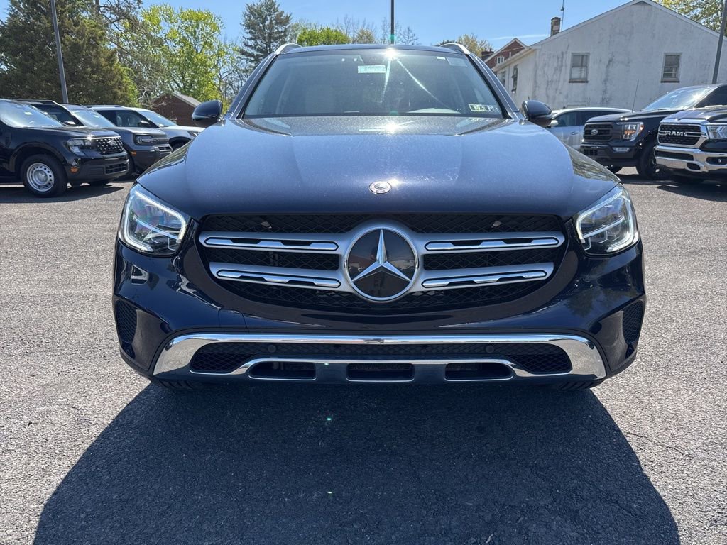 Used 2021 Mercedes-Benz GLC 300 4MATIC image 2