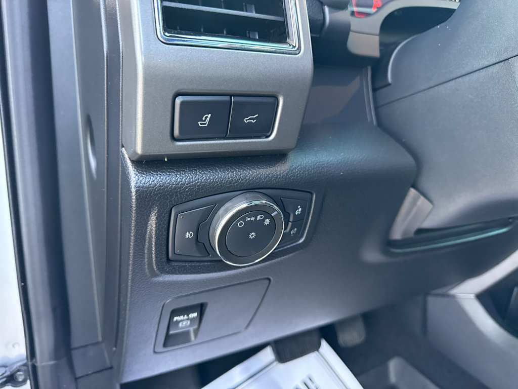 Certified 2021 Ford Expedition XLT RWD image 21