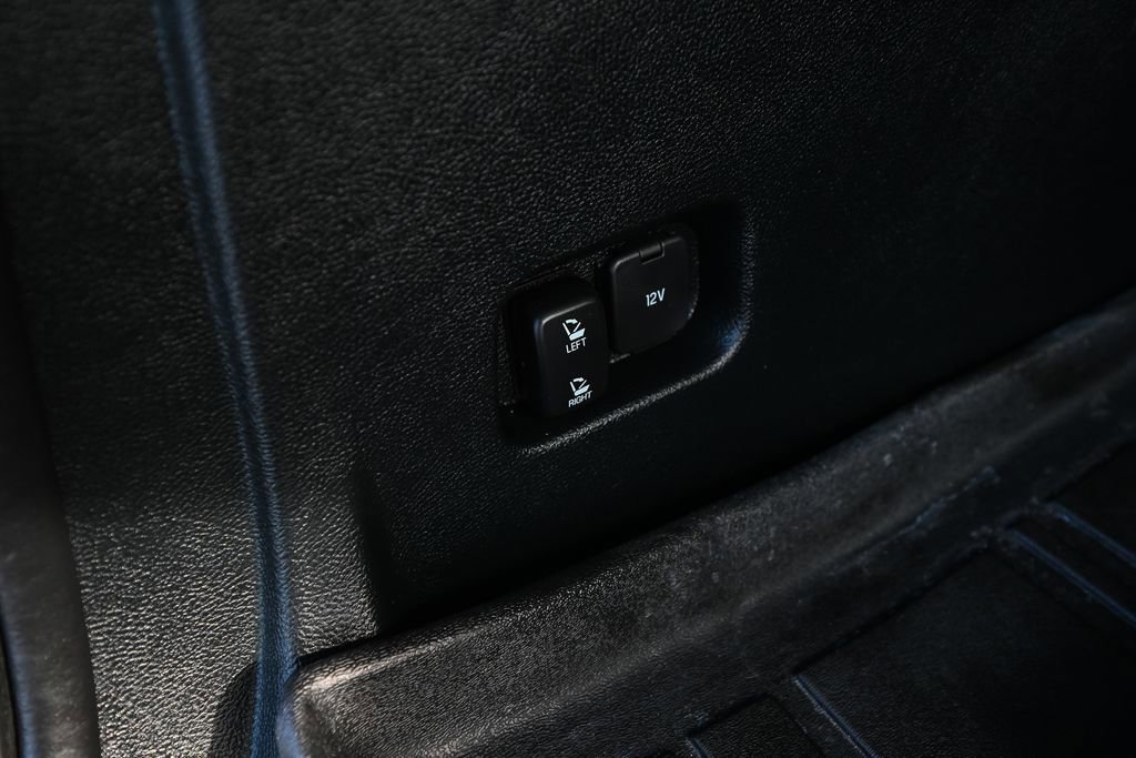 Certified 2020 Ford Edge Titanium w/ Equipment Group 301A image 20