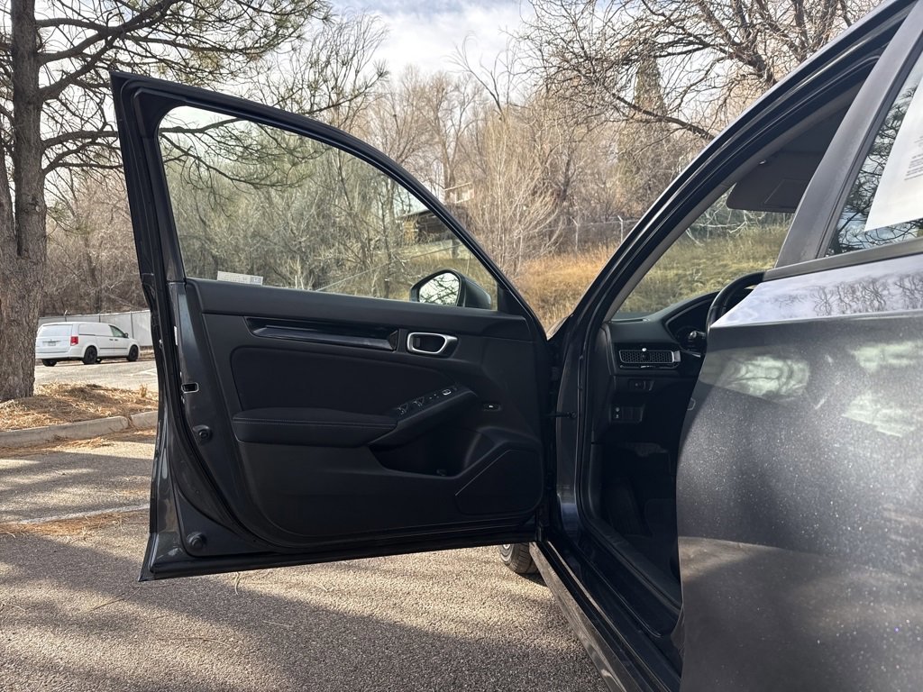 Used 2022 Honda Civic EX image 9