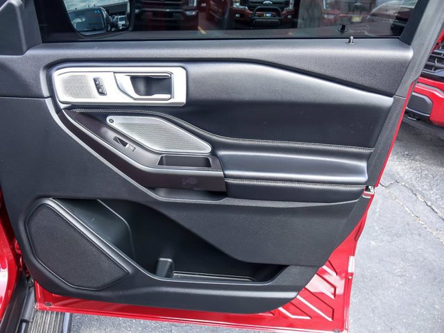 Certified 2020 Ford Explorer ST w/ ST Street Pack AWD/4WD image 34