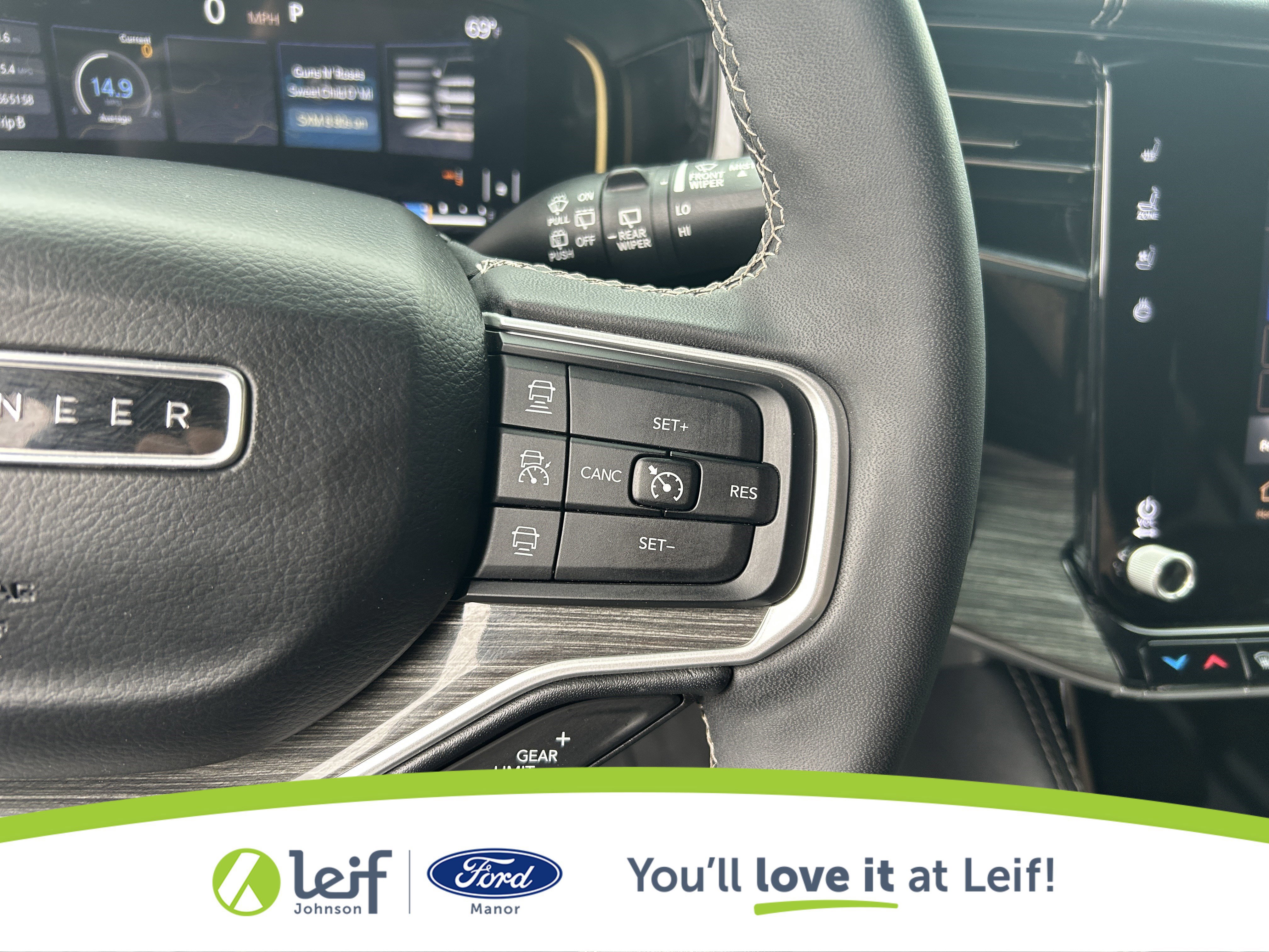 Used 2022 Jeep Wagoneer Series III w/ Premium Group I image 21