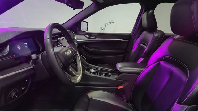 Used 2024 Jeep Grand Cherokee Limited 4xe image 15