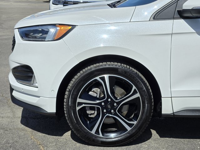 Certified 2022 Ford Edge ST w/ Equipment Group 401A AWD/4WD image 9
