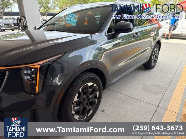 Used 2024 Kia Sorento S