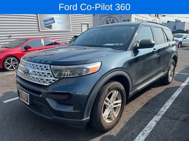 Certified 2023 Ford Explorer XLT AWD/4WD image 2