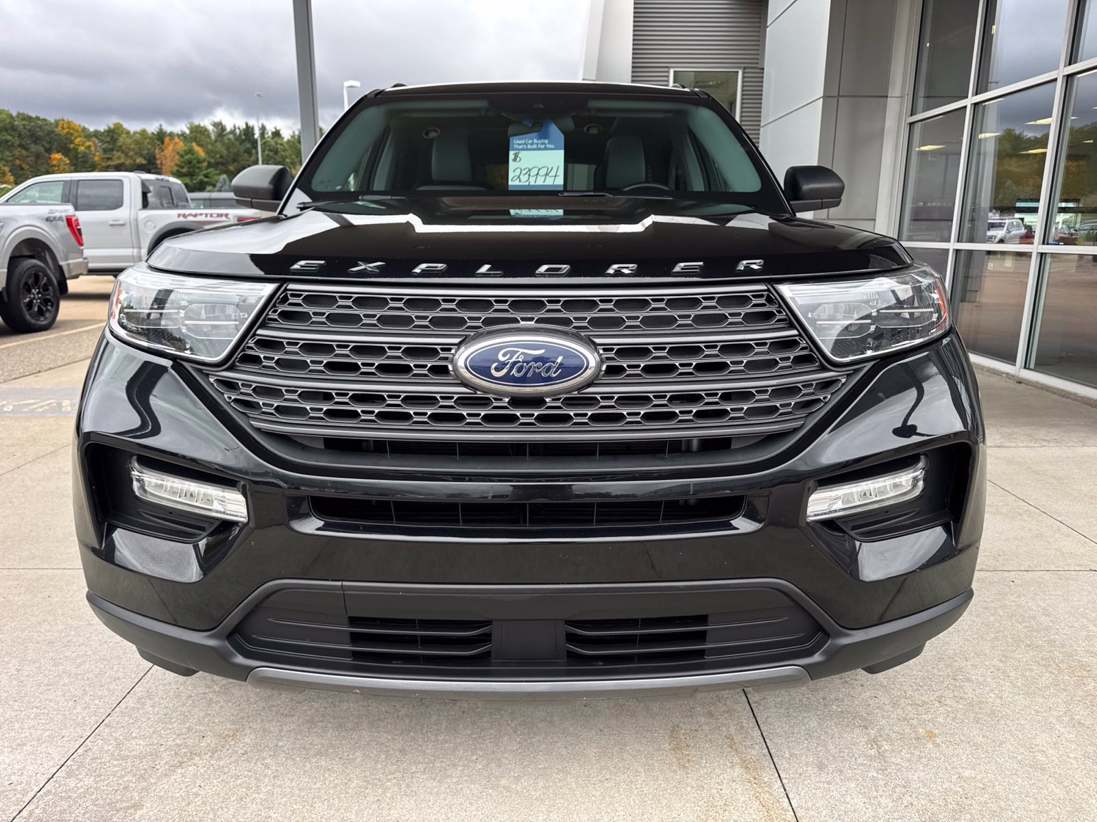 Certified 2021 Ford Explorer XLT w/ Equipment Group 202A AWD/4WD image 11