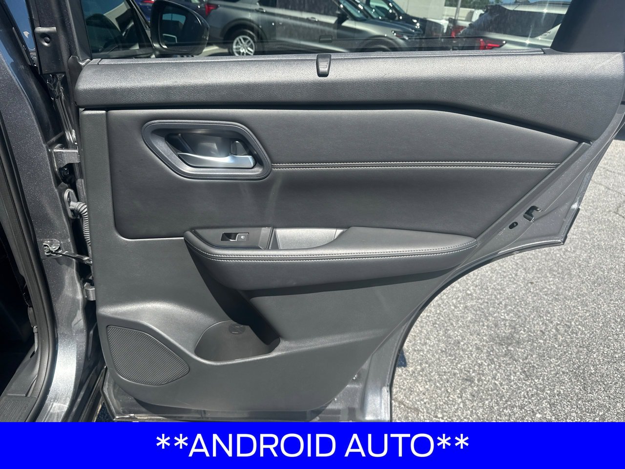 Used 2024 Nissan Rogue SL w/ SL Premium Package AWD/4WD image 18
