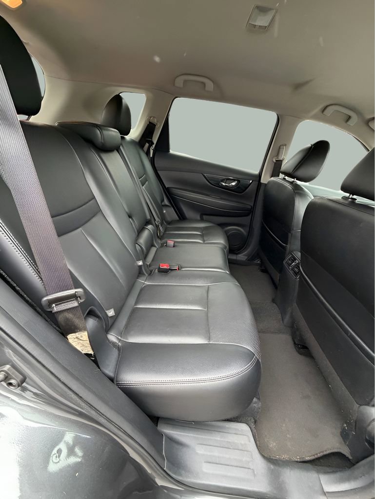 Used 2018 Nissan Rogue SL AWD/4WD image 18