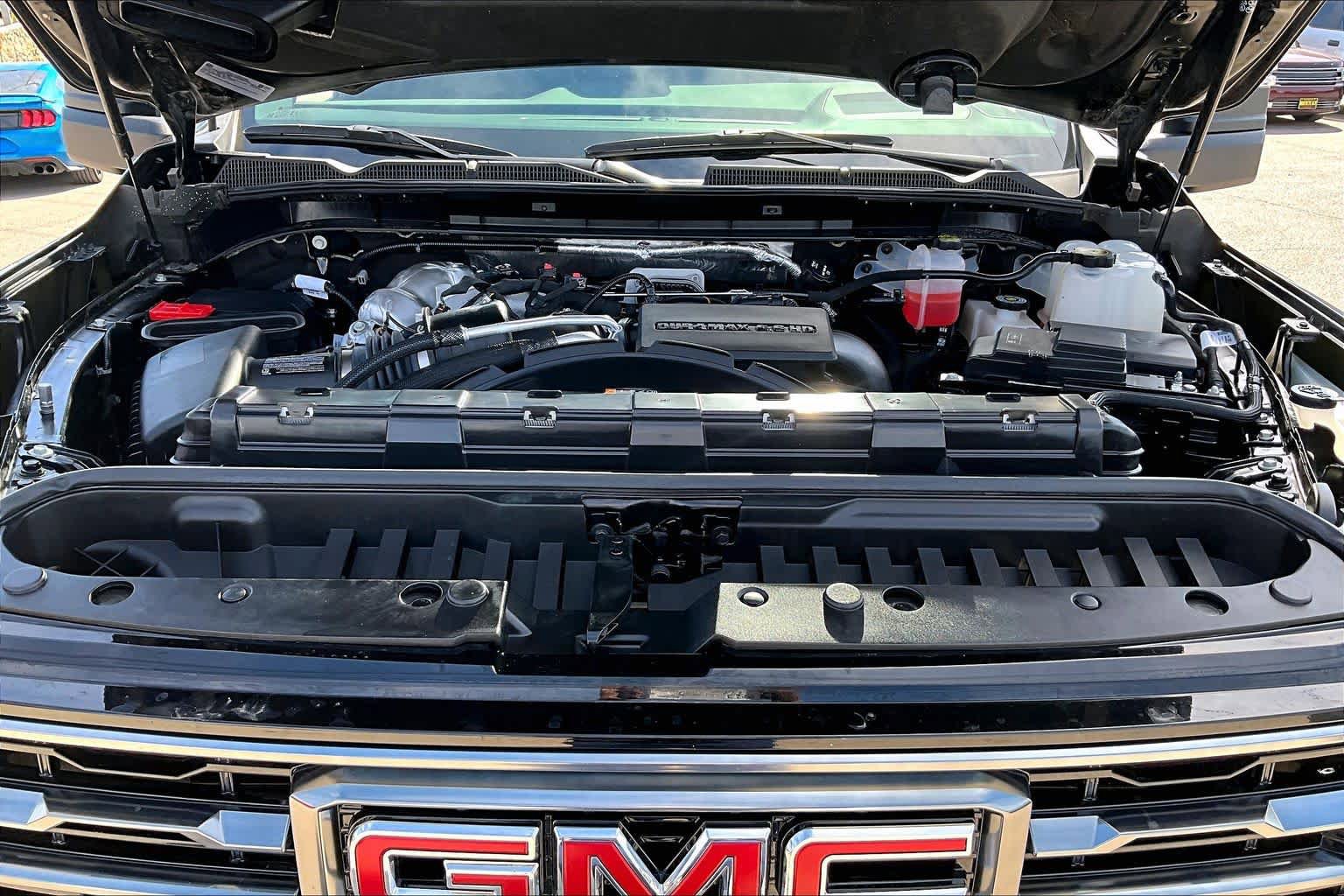 Used 2025 GMC Sierra 2500 AT4 w/ AT4 Premium Plus Package AWD/4WD image 32
