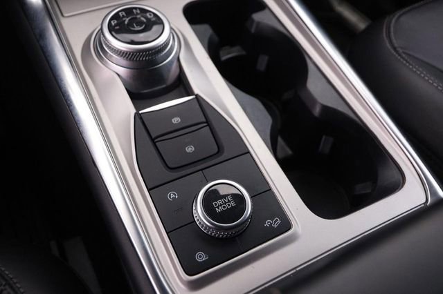 Certified 2024 Ford Explorer XLT w/ Equipment Group 202A image 20