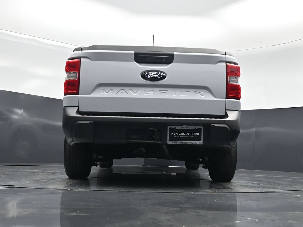 Certified 2025 Ford Maverick XL FWD image 45