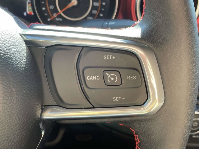 Used 2023 Jeep Gladiator Rubicon w/ LED Lighting Group AWD/4WD image 20