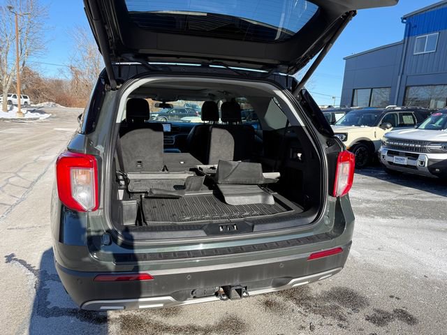 Certified 2022 Ford Explorer XLT w/ Equipment Group 202A image 11